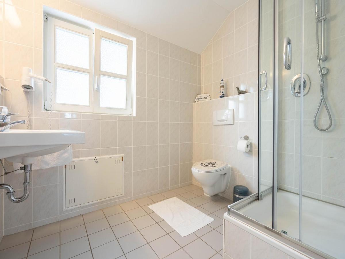Feriendorf Rugana - Moderne Komfort Ferienwohnung Mit 1 Schlafzimmer C02 Dranske Exterior photo